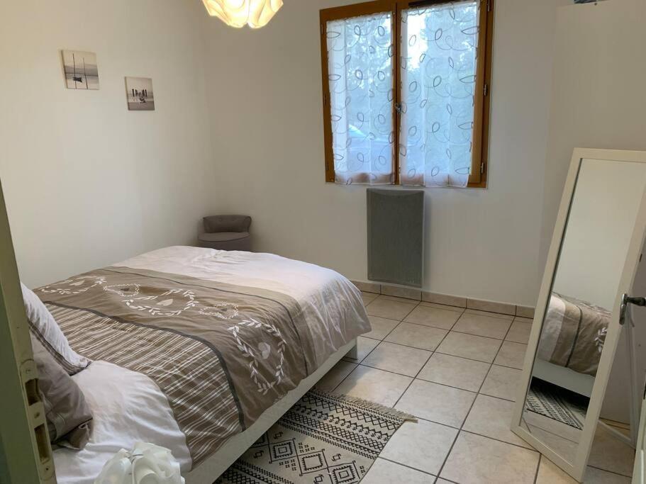 Gite 3 Etoiles Les Gourlines Avec Balneo, Veranda, Piscine Et Garage Avermes Екстериор снимка